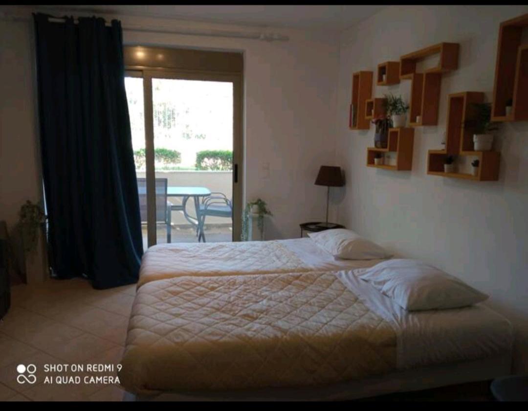 Theoni'S Apartments غزيلوكاسترون المظهر الخارجي الصورة