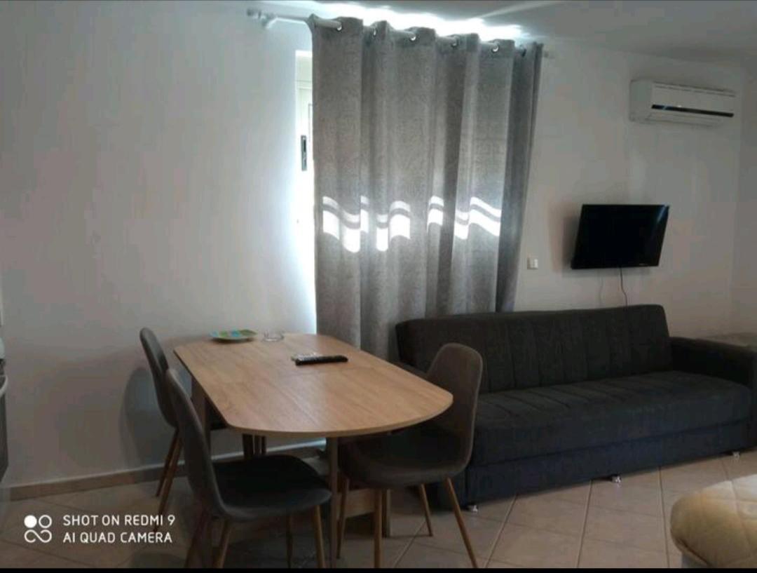 Theoni'S Apartments غزيلوكاسترون المظهر الخارجي الصورة
