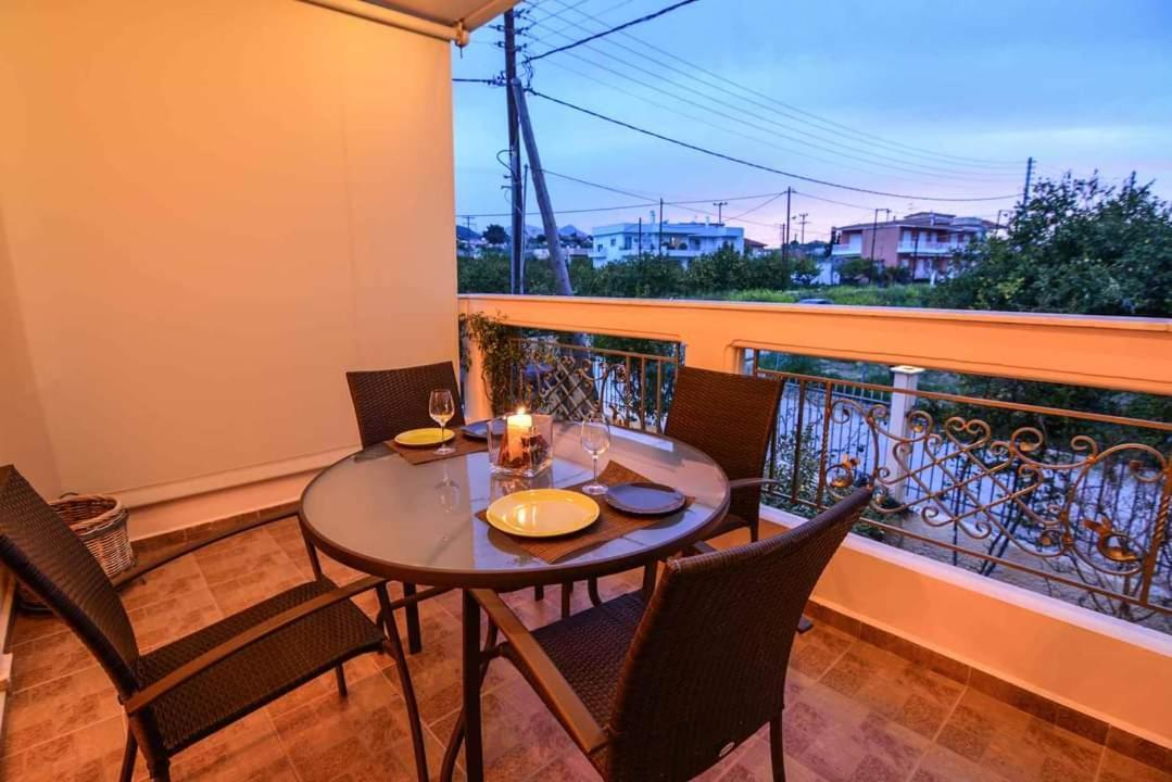 Theoni'S Apartments غزيلوكاسترون المظهر الخارجي الصورة